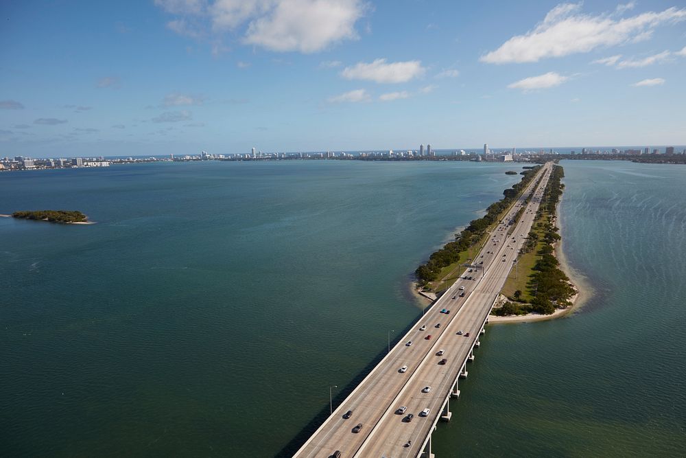                         Aerial view of the 3.5-mile-long MacArthur Causeway, connecting Miami Beach's trendy South Beach…