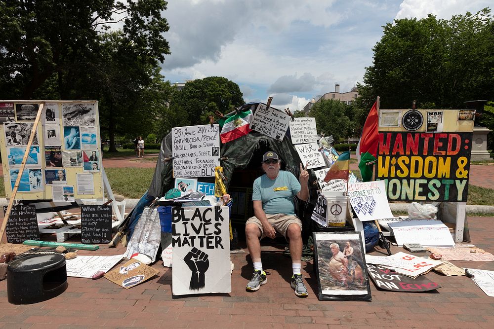                         The Anti-Nuclear Peace Vigil tent that has been sitting right across from the White House for 39…