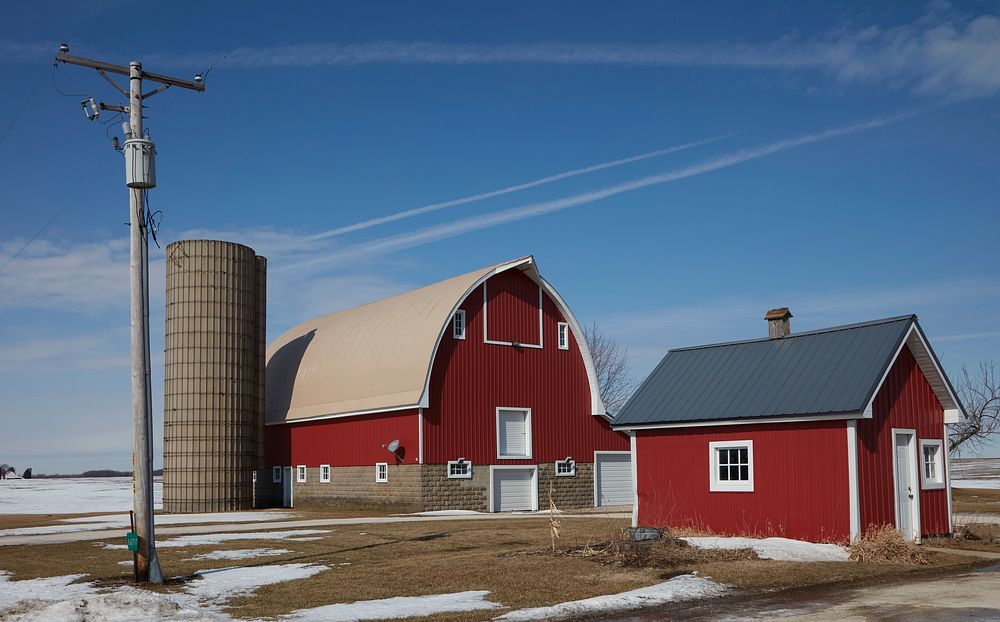                         Portion of a handsome farmstead outside Sycamore, Illinois                        