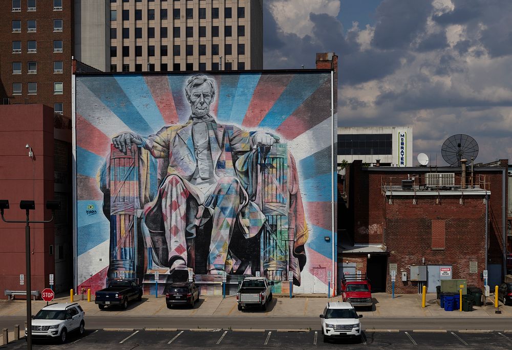                        One of several downtown murals in Lexington, Kentucky                        