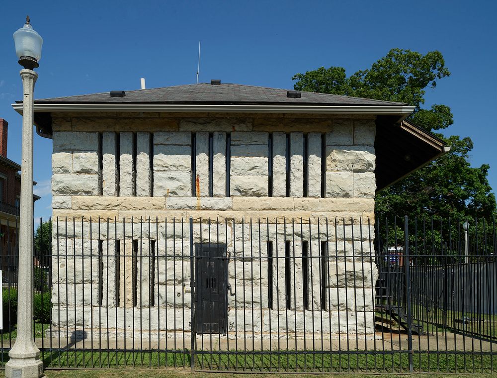                         The old stone jail in Carrollton, Kentucky, whose 16-inch llimestone walls were the only insulation…