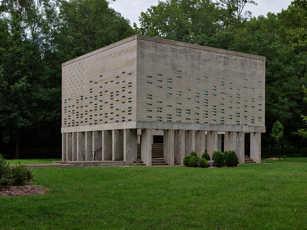 Patriots Peace Memorial Louisville, Kentucky's | Free Photo - rawpixel