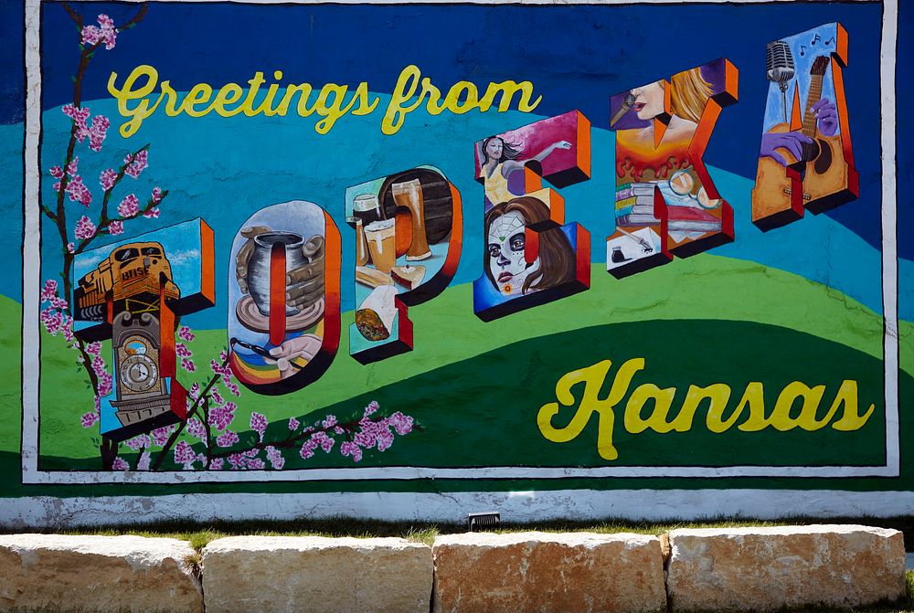                         Welcome mural in the Kansas capital city of Topeka                        