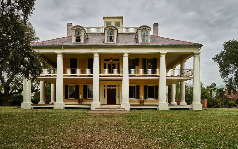                         The estate's mansion at Houmas House and Gardens, a Louisiana plantation-era attraction that…
