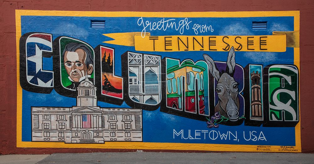                         Welcome mural in Columbia, Tennessee                        