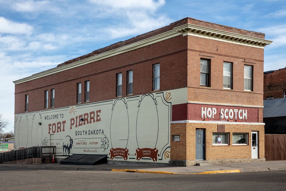                         The Hop Scotch Bar and Pool Hall in downtown Fort Pierre, a small city across the Missouri from the…