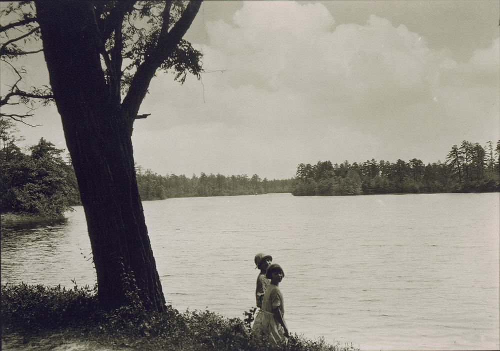 Taunton Lakes, New Jersey, with Wife and Daughter Hazel