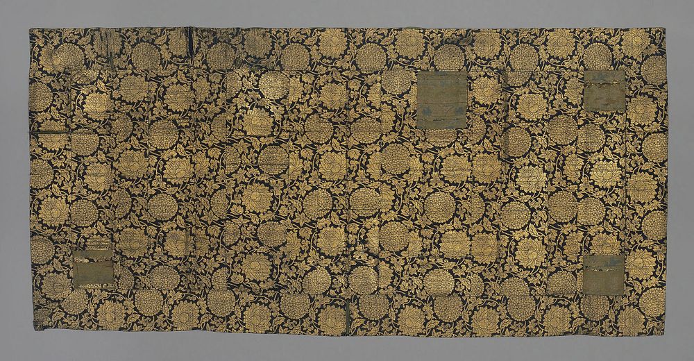 Gold floral pattern. Original from The Art Institute of Chicago.