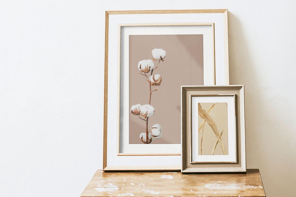 Photo frame mockup, flower photo, home decor psd