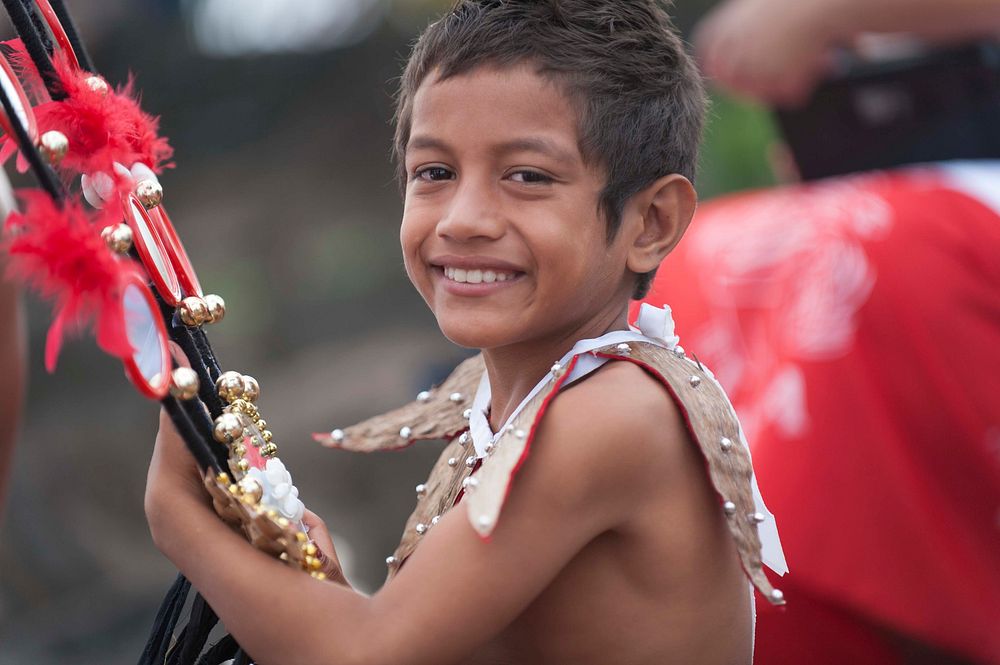 Hōkūleʻa and Hikianalia arrive in Apia, 1st September 2014