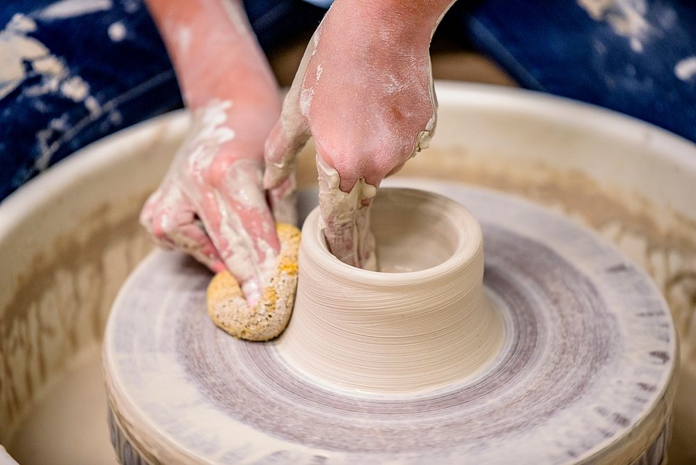 Pottery class, Jaycee Park, USA