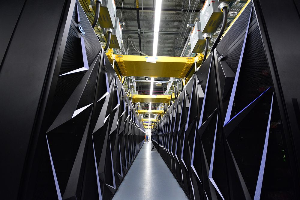 Summit Supercomputer ORNL 2017