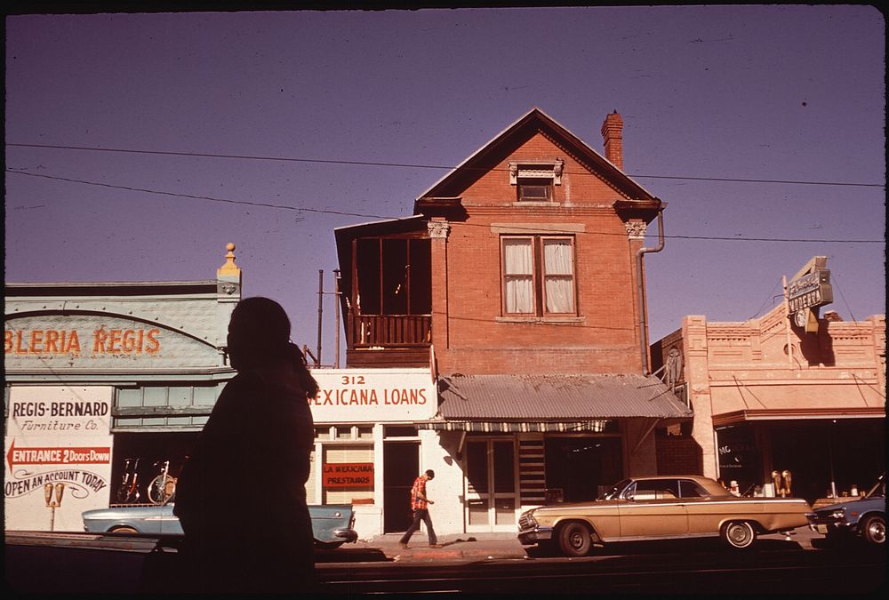Stanton Street in the Second Ward, the Spanish-Speaking Section, 06/1972. Original public domain image from Flickr
