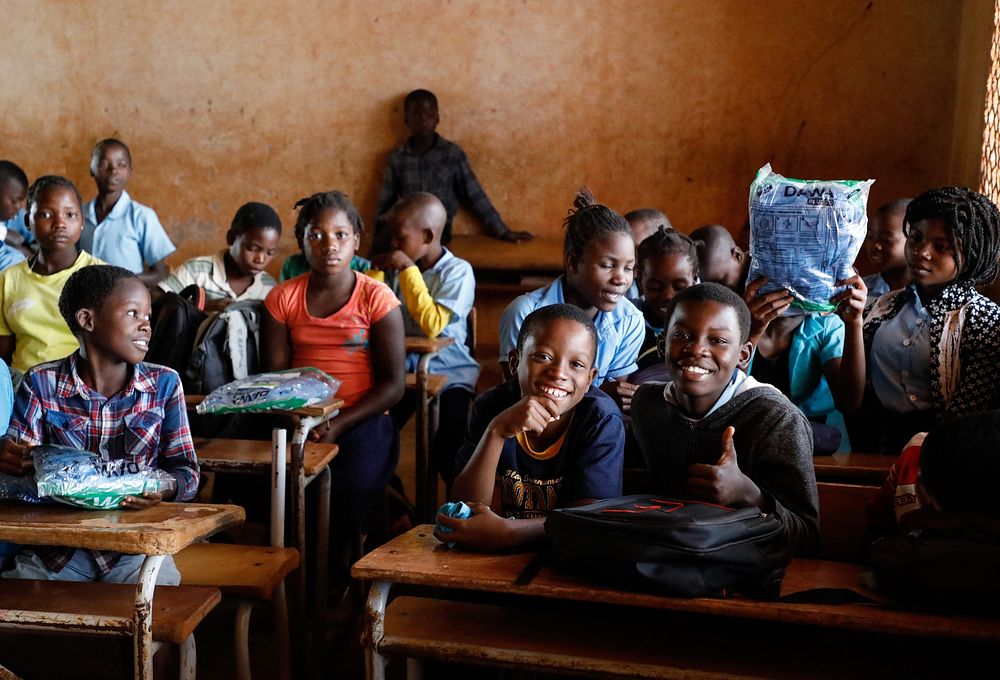 LLIN school distribution in Namaroi district_Zambezia province_Center of Mozambuique _ Photographer Mickael Breard.