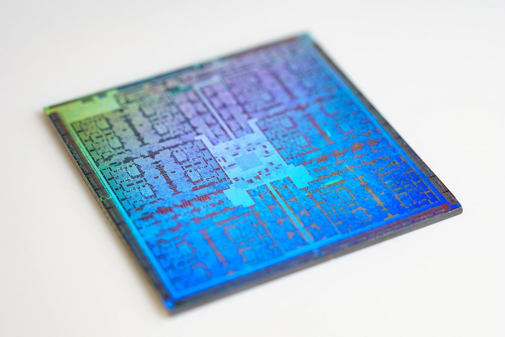 Electronic chip, circuit hardware.