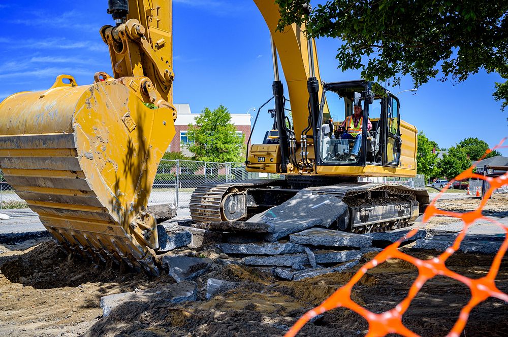 Town Creek Culvert construction continues near Reade Circle and along 8th Street. Tuesday, May 12, 2020. Original public…