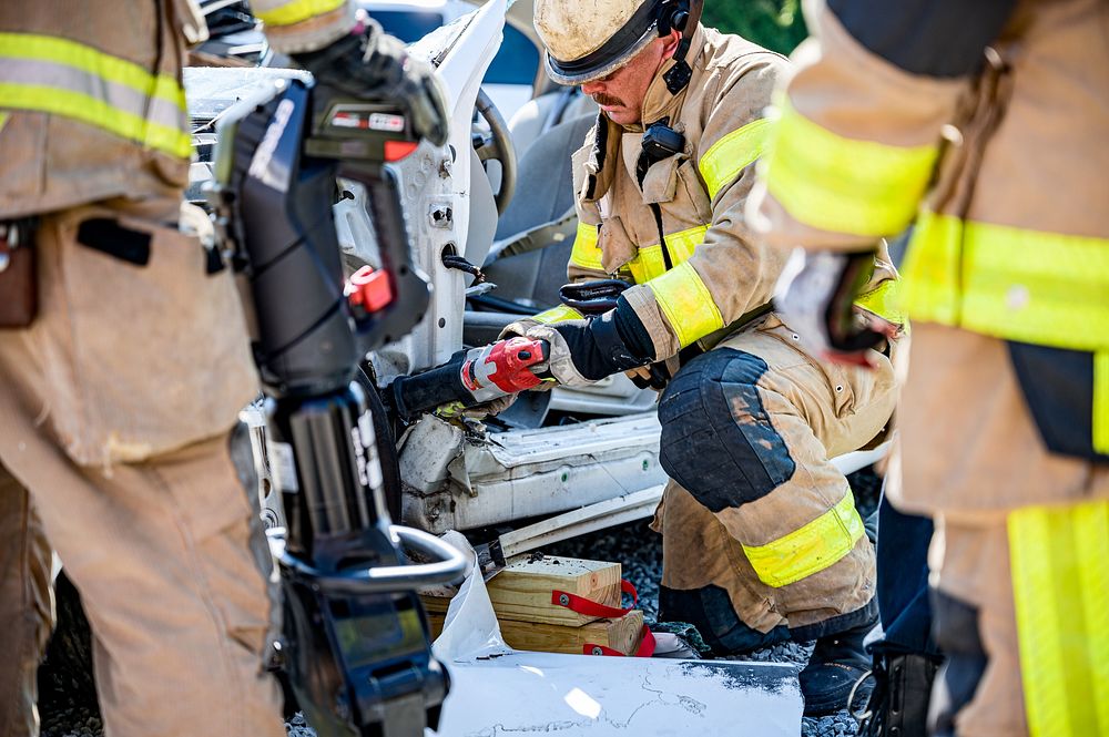 Extrication Training at Greenville Fire/Rescue, Wednesday, August 25, 2021. Original public domain image from Flickr