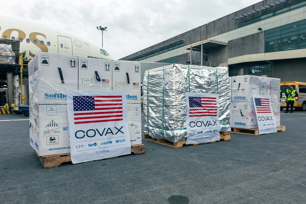 The United States Delivers COVID-19 Vaccine Doses to Philippines, October 5, 2021. (U.S. government photo) Original public…