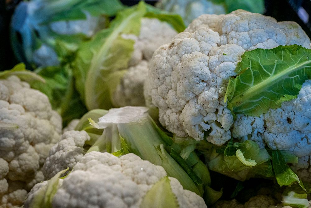 Cauliflower, fresh vegetable. Original public domain image from Flickr