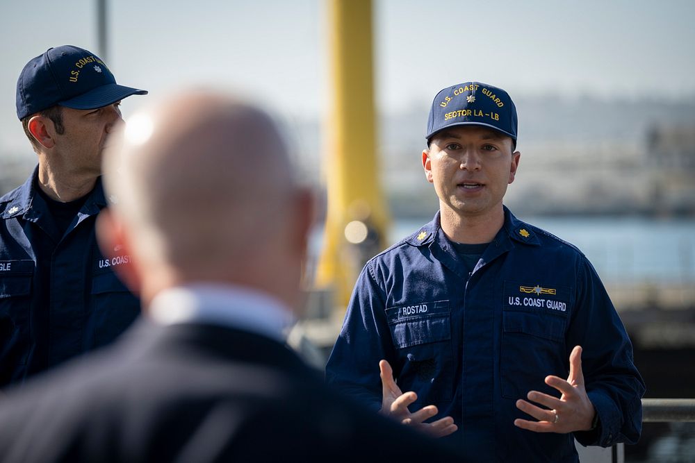 DHS Secretary Alejandro Mayorkas Meets LA Coast Guard CrewsSAN PEDRO, CA (December 8, 2021) Homeland Security Secretary…