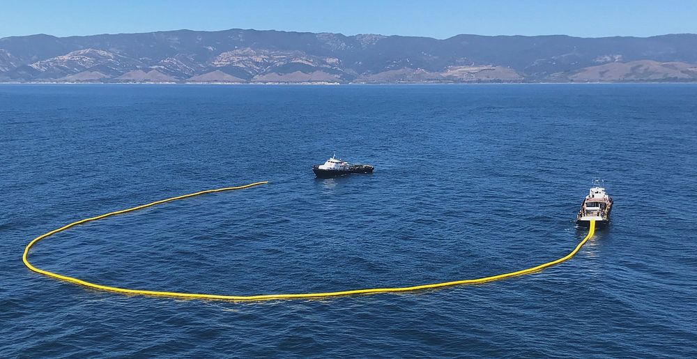 U-Shaped Boom DeploymentJuly 27. 2019 Santa Barbara, California Two response vessels from a Spill Response Operating Team…