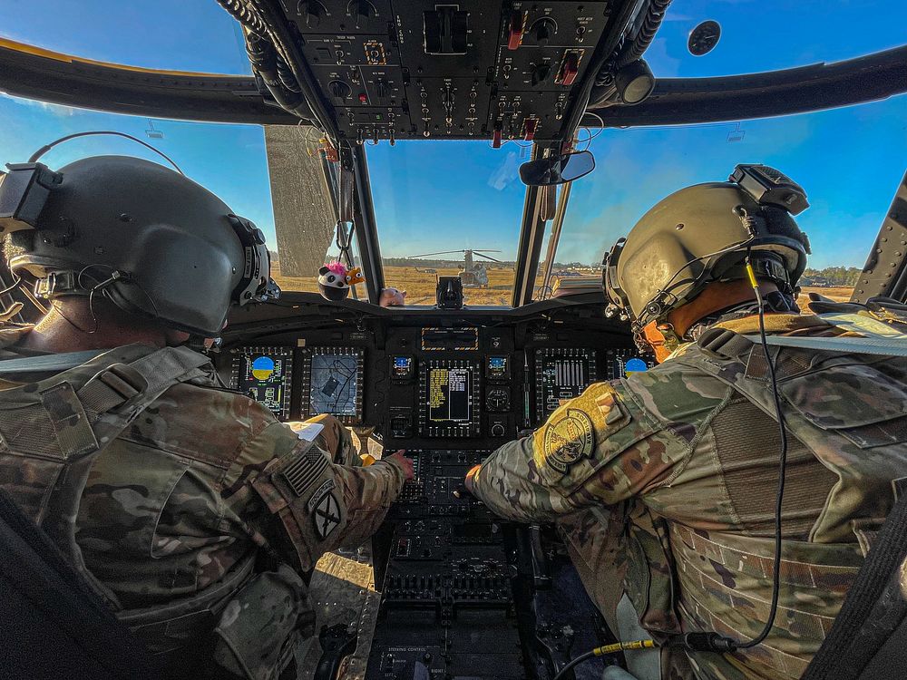 U.S. Army Soldiers assigned to 10th Combat Aviation Brigade, a part of TF Six Shooter, conduct aviation operations at Fort…