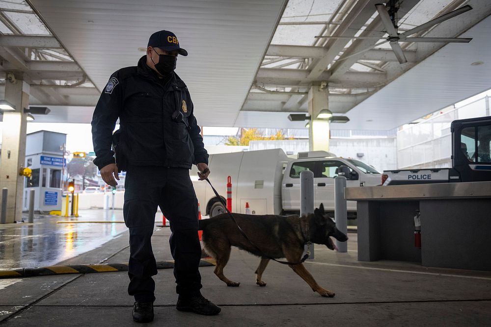 LAREDO, TX (January 28, 2022) Free Photo rawpixel