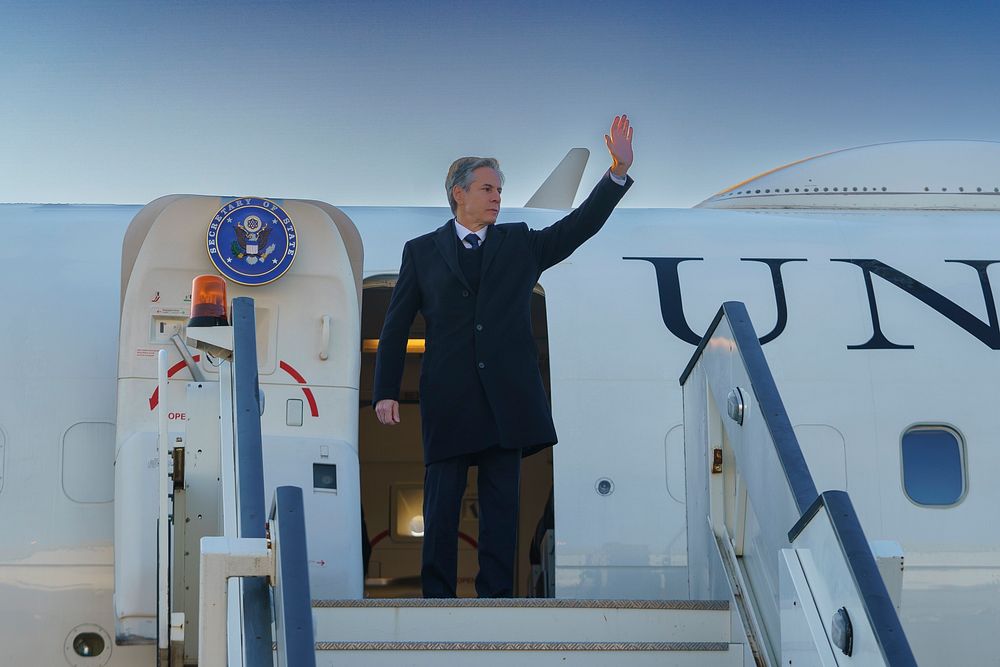 Secretary Blinken Departs Brussels en Route to RzeszowU.S. Secretary of State Antony J. Blinken departs Brussels, Belgium…