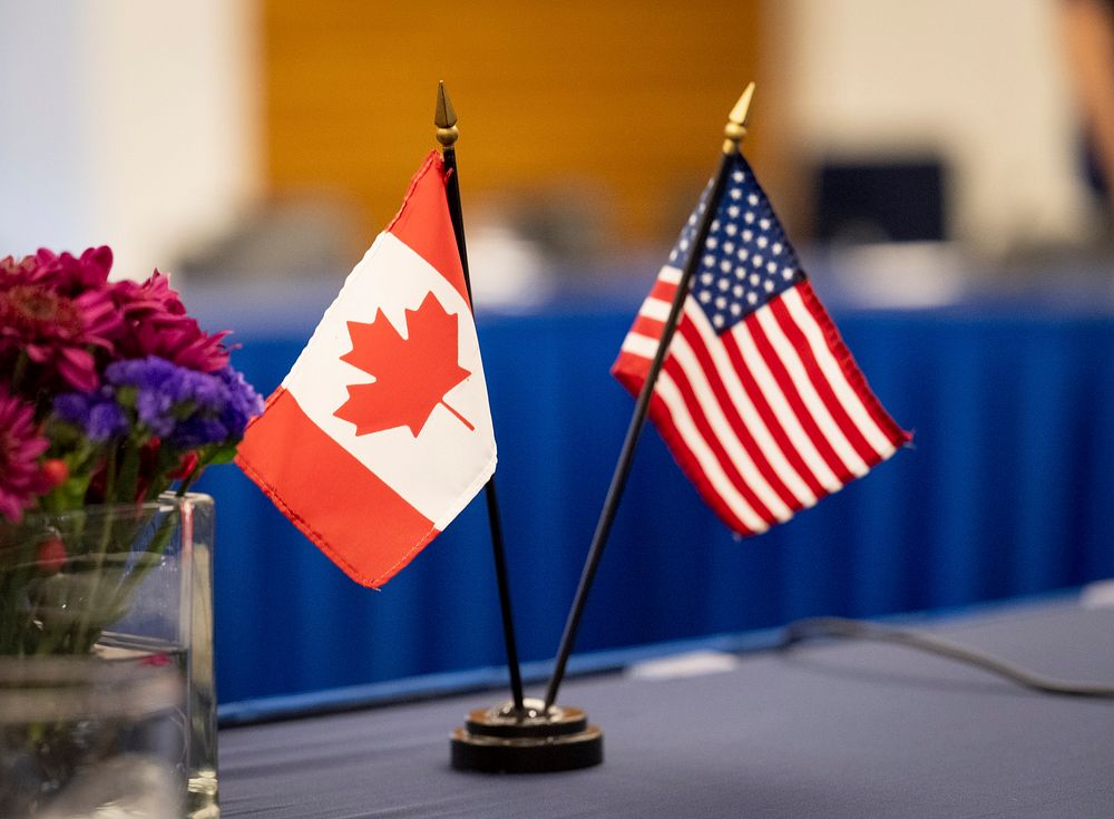 Flag of Canada and the United States.