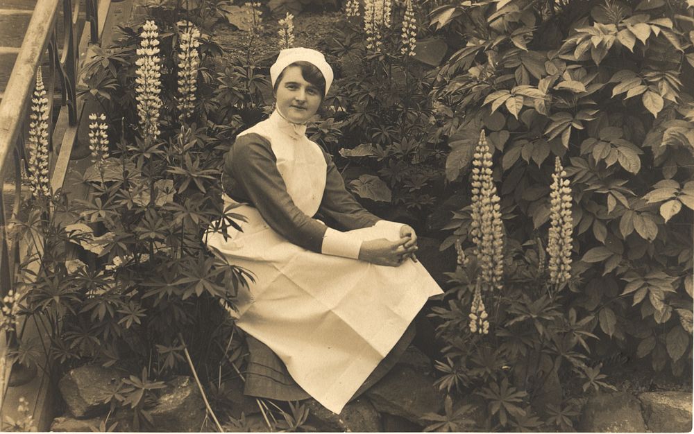 Nurse sitting in a gardenCollection: Images from the History of Medicine (IHM) Contributor(s): Zwerdling, Michael, former…