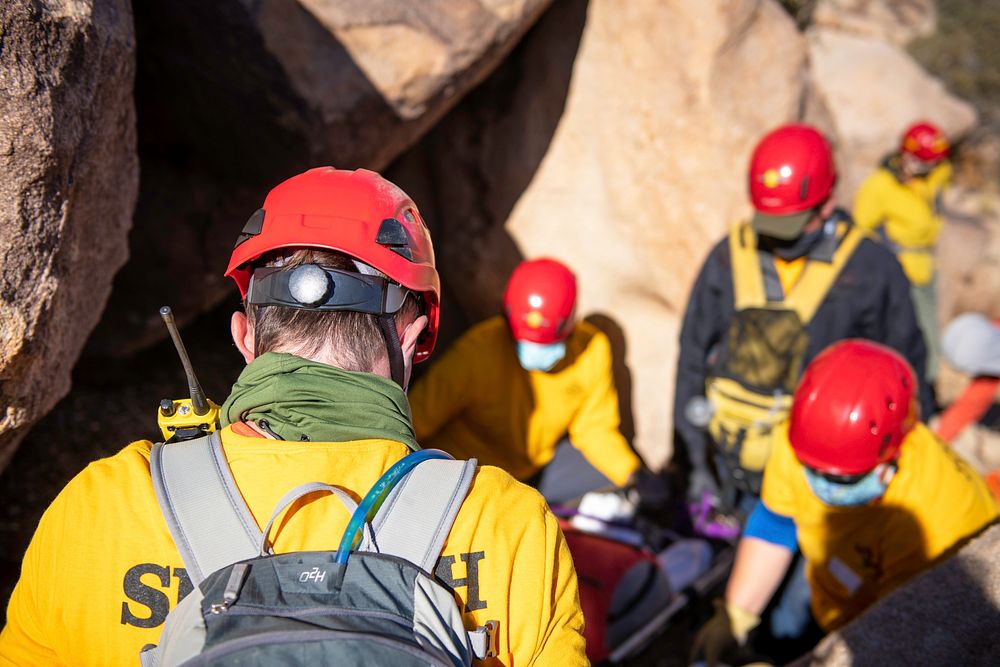 Joshua Tree Search and Rescue team members training in patient care