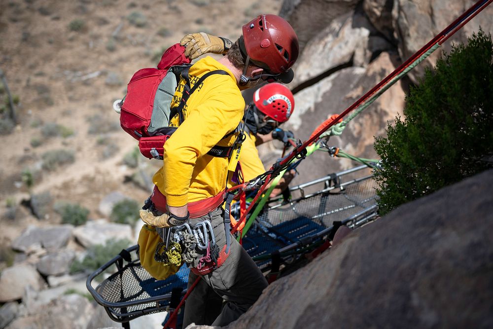 Joshua Tree Search and Rescue team members training technical rescue
