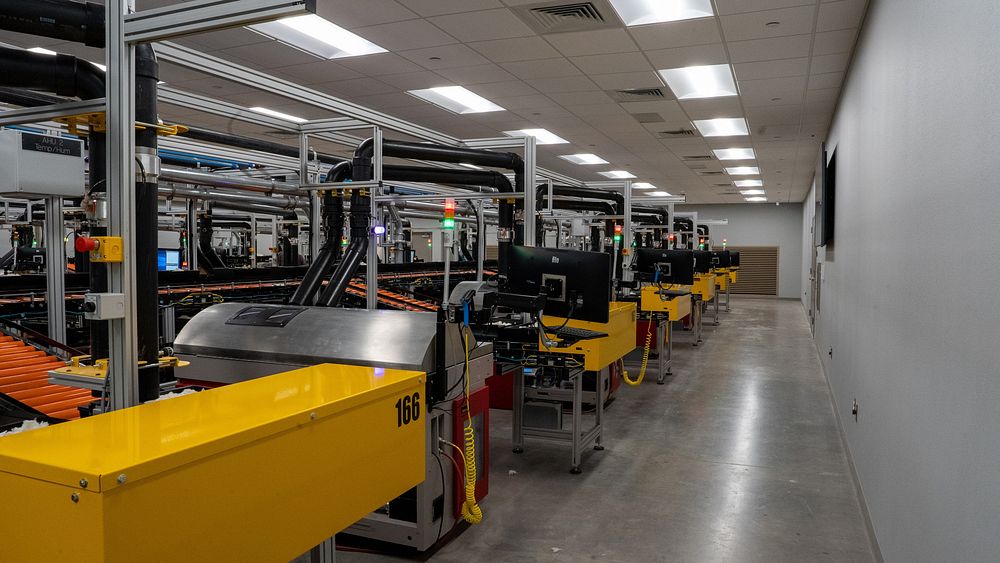 Cotton Grading Factory, production line.