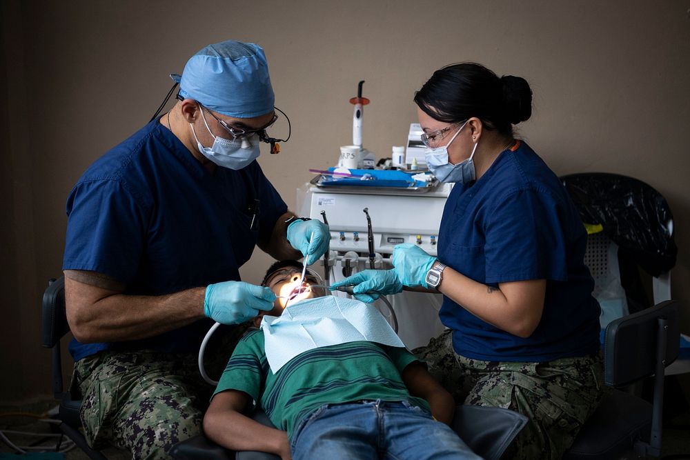 Medical Site - Honduras - CP22PUERTO CORTES, Honduras (Nov. 5, 2022) Lt. Cmdr. Jonathan Blaze Negron, a dentist from Port…