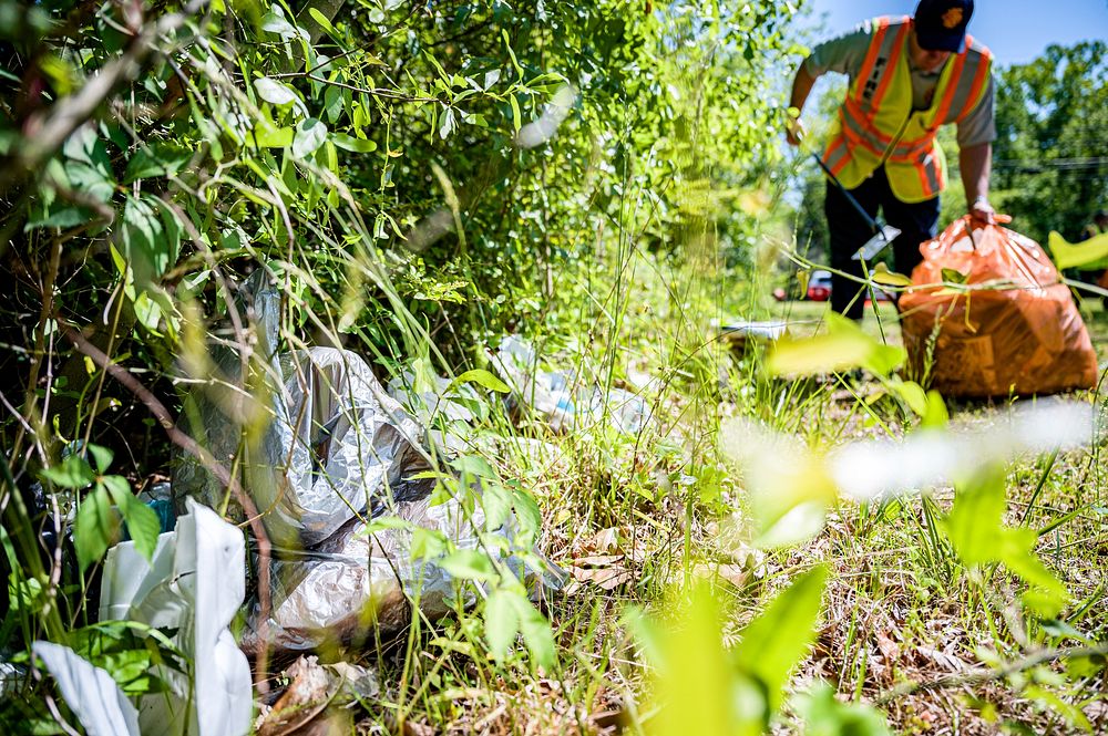 City departments participated in the 2022 Spring Clean Up week by collecting litter along a variety of streets across…