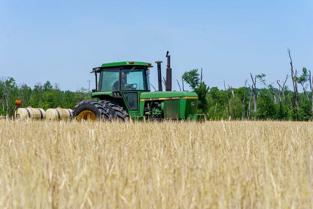 Steve Fox plants field corn into a stand of cereal rye in Freedom, Indiana May 12, 2022. Fox farms 400 acres and planted…