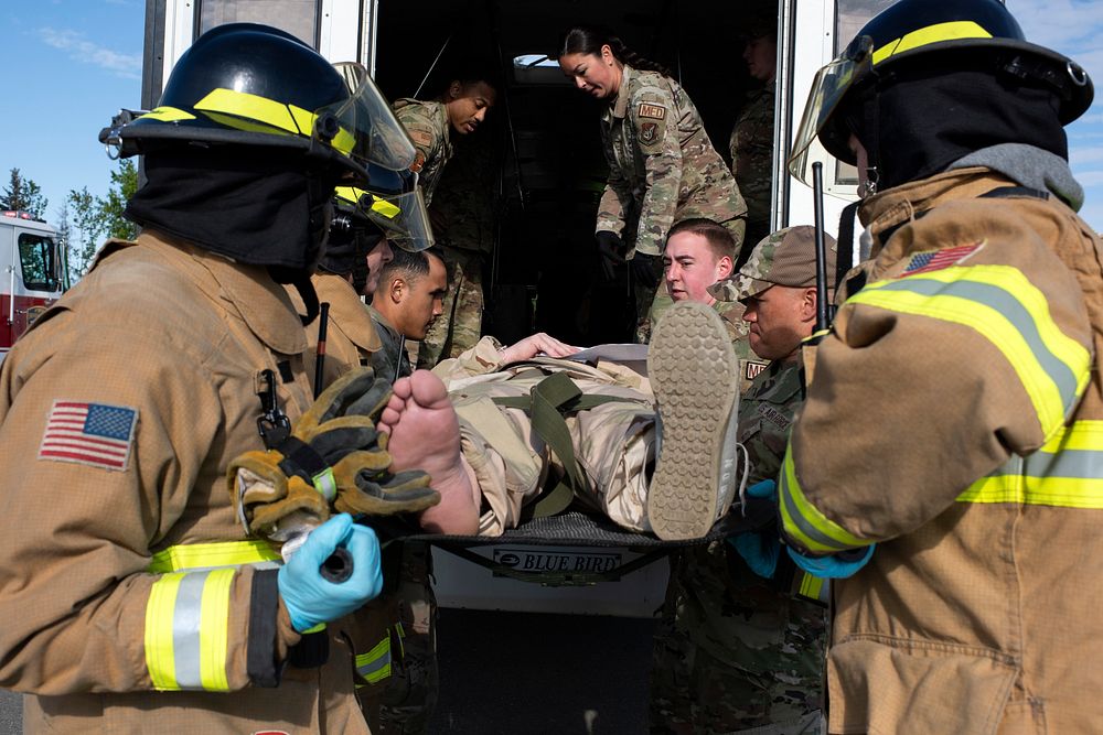 Mission Assurance Exercise 22-6 tests JBER’s emergency response capabilitiesAir Force medical personnel assigned to the 673d…