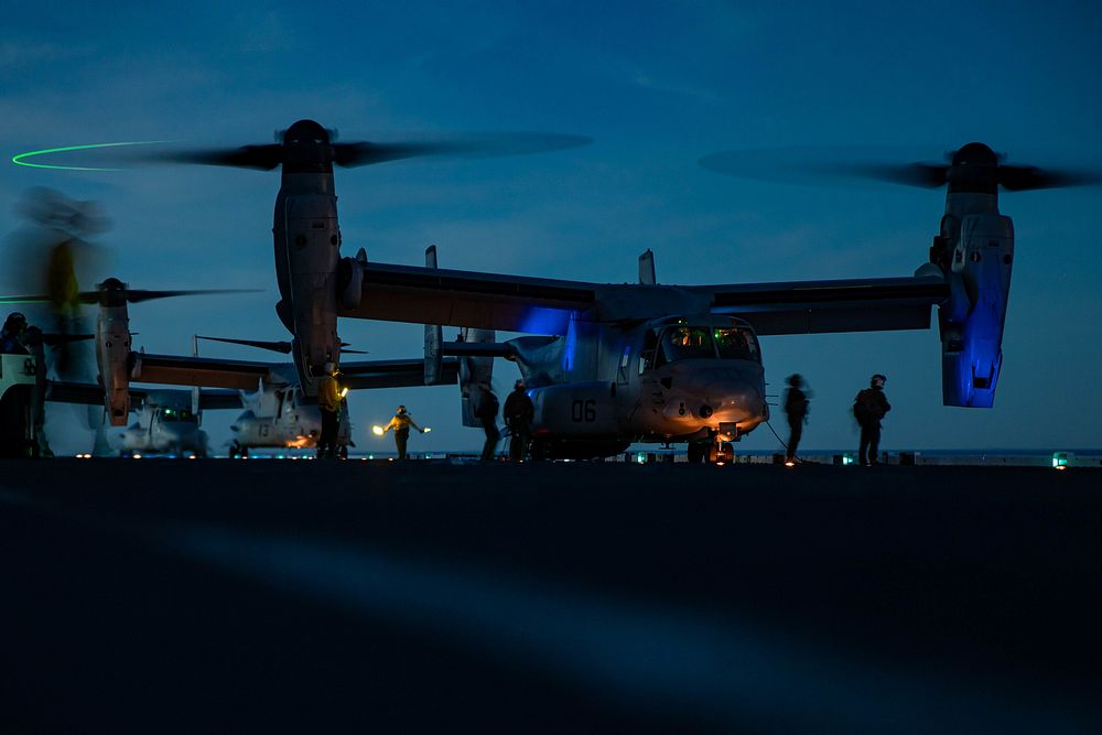 U.S. Marines assigned to the Aviation Combat Element, 22nd Marine Expeditionary Unit (MEU), conduct MV-22 Osprey flight…