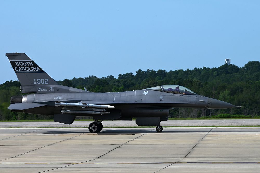 Columbia Metropolitian Airport 169th Fighter | Free Photo - rawpixel