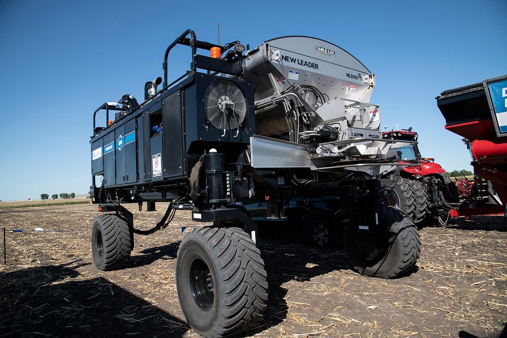 Raven Industries OMNiPOWER 3200 showcases autonomous agricultural solutions at the Farm Progress show in Boone, IA, on…