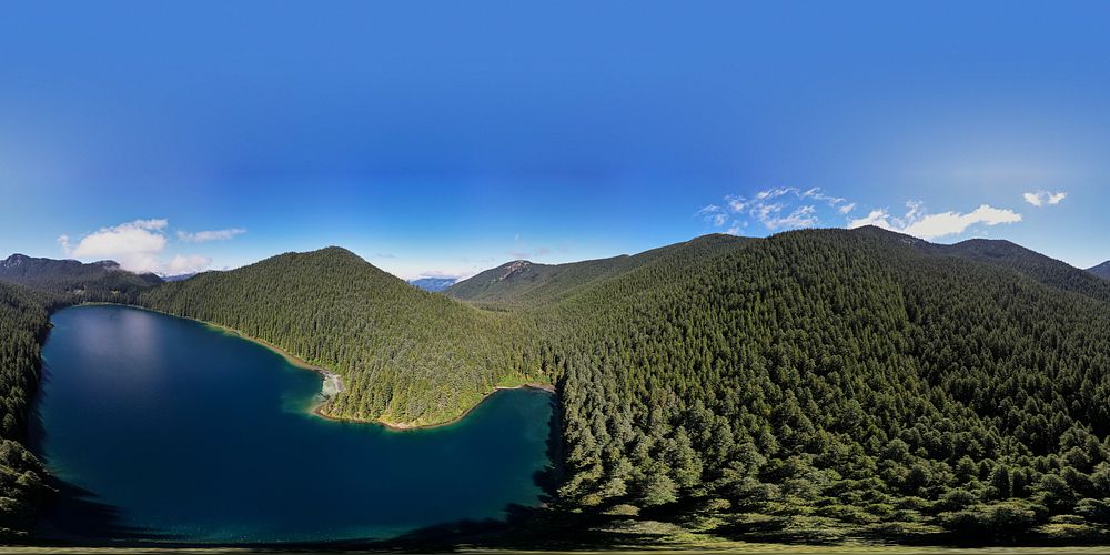 Gifford Pinchot National Forest Blue Lake VR 360.