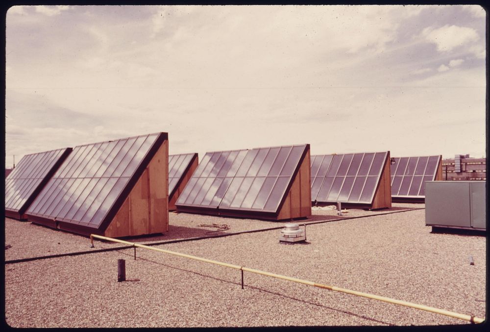 Flat plate solar heating collectors built by the Solaron Corporation, and installed on the roof of the Gump Glass Company in…