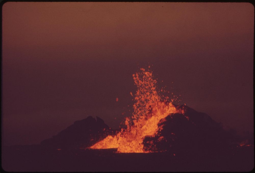 Volcanic Mauna Ulu in eruption. Original public domain image from Flickr