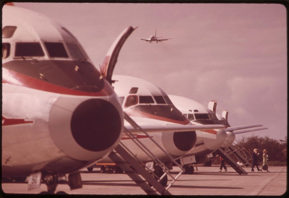 Airliners at Maui island. Jet travel between the islands is a cause of rapid development. Sea travel has not been utilized…