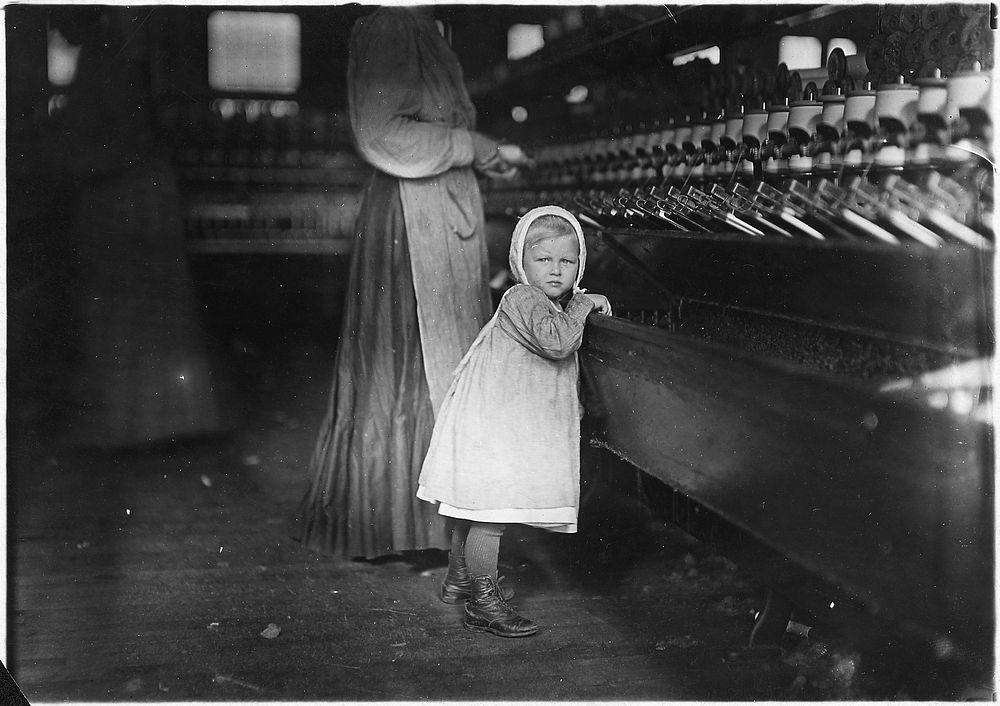 Ivey Mill. Little one, 3 years old, who visits and plays in the mill. Daughter of the overseer. Hickory, N.C, November 1908.…