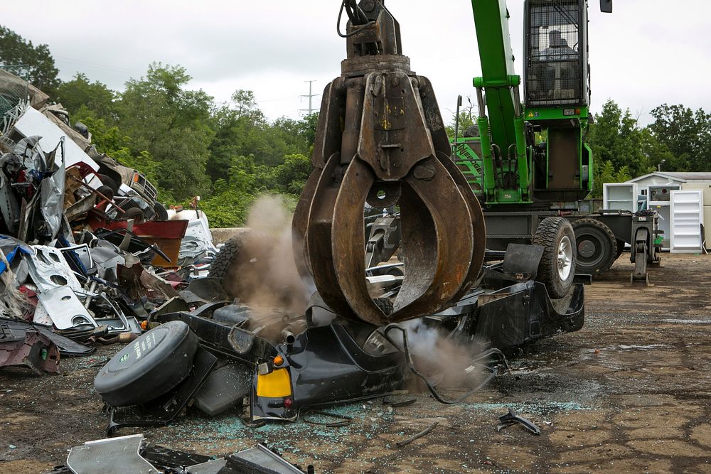 Land Rover Destruction