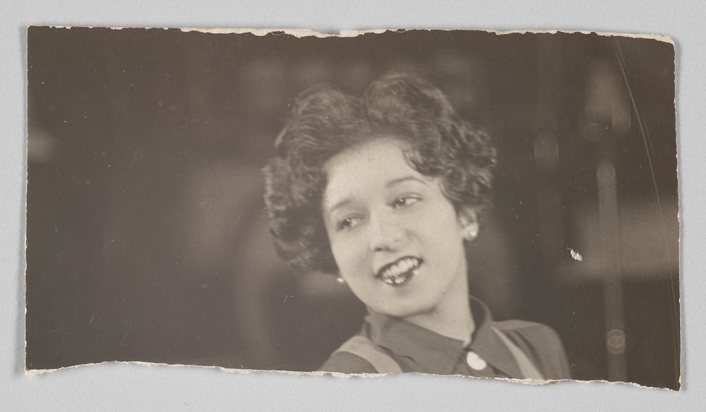 Photographic print of unidentified woman, National Museum of African American History and Culture