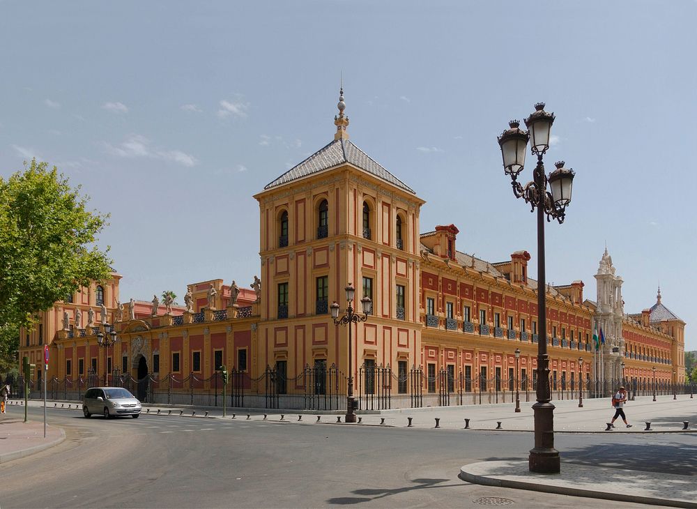 The Palace of San Telmo, seat of the presidency of the Andalusian Autonomous Government. Right, the main facade, left, the…