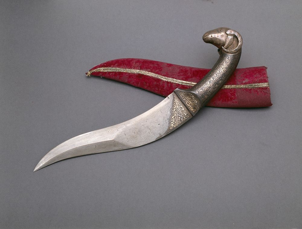 Curved Dagger (Khanjar) with Ram-Head Pommel