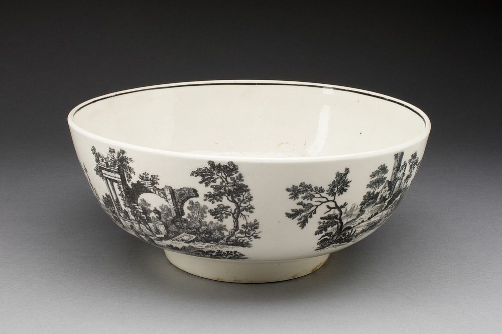 Bowl by Worcester Porcelain Factory (Manufacturer)